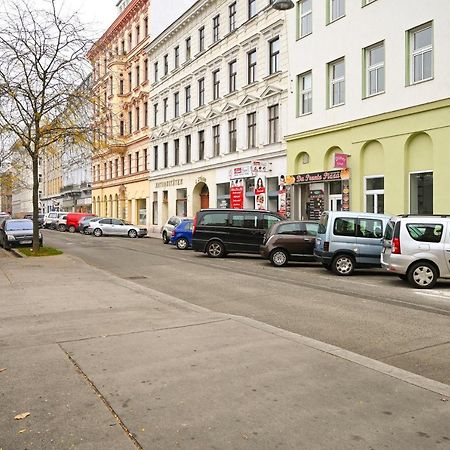 Bright Apartment Augarten Wina Bagian luar foto